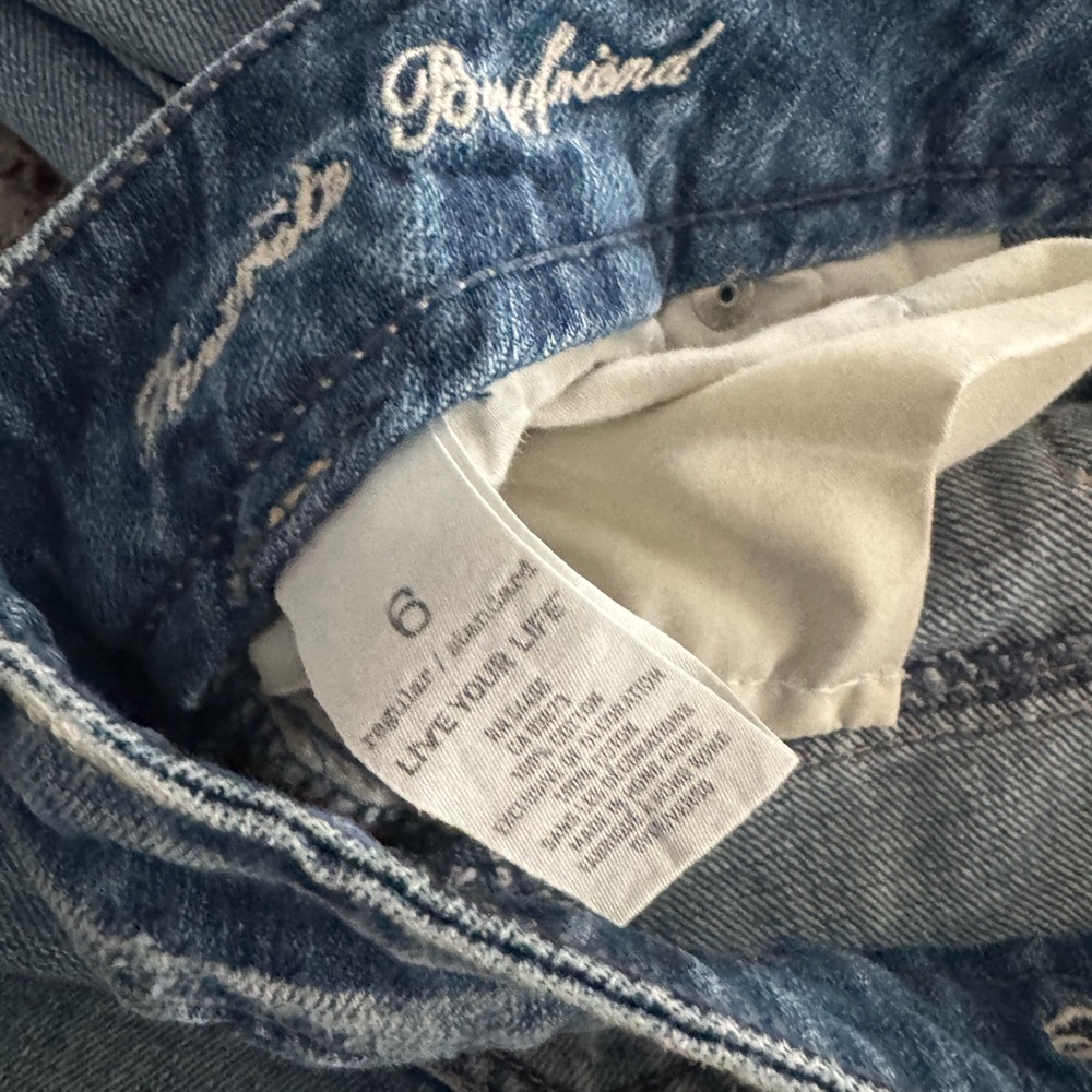 AE Jeans